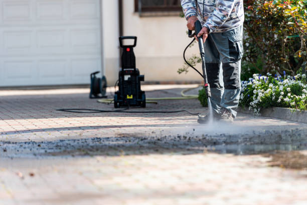 Why Choose Our Certified Pressure Washing Experts for Your Project Needs in Burlingame, CA?